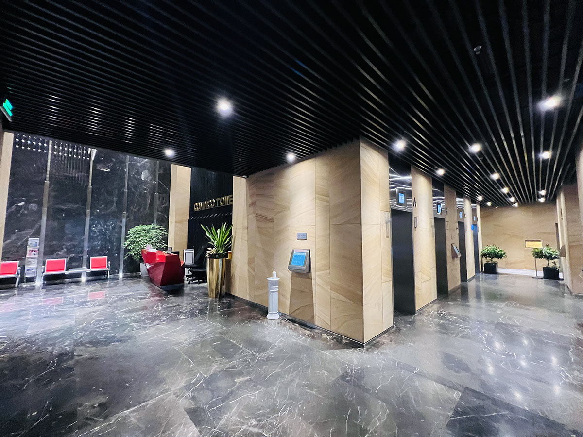 Sảnh tòa nhà Conico Tower Tôn Thất Tùng
